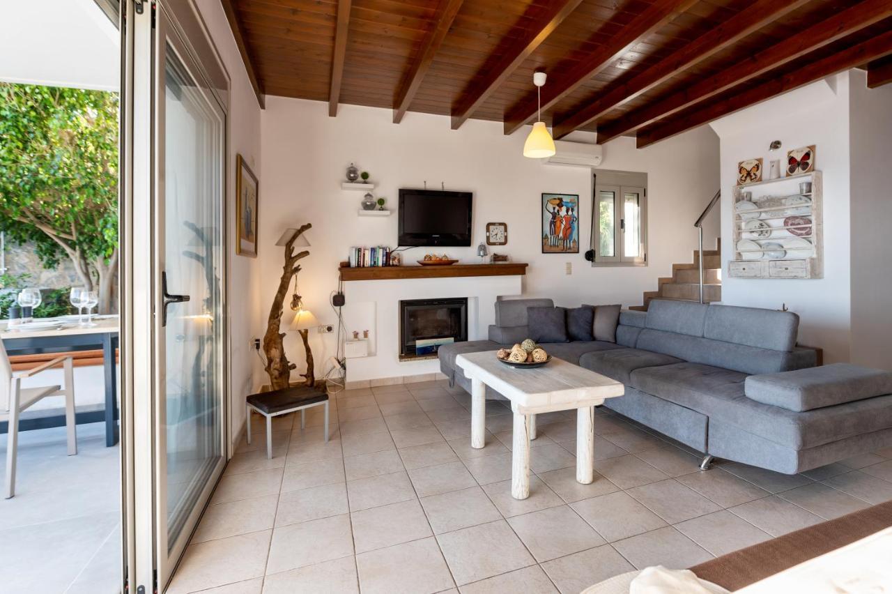 Achlia Beach Villa מראה חיצוני תמונה