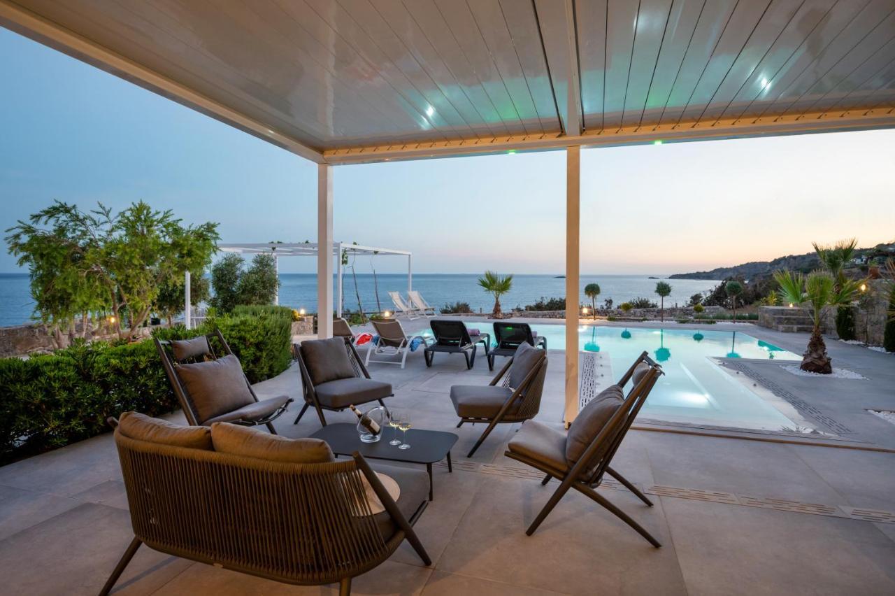 Achlia Beach Villa מראה חיצוני תמונה