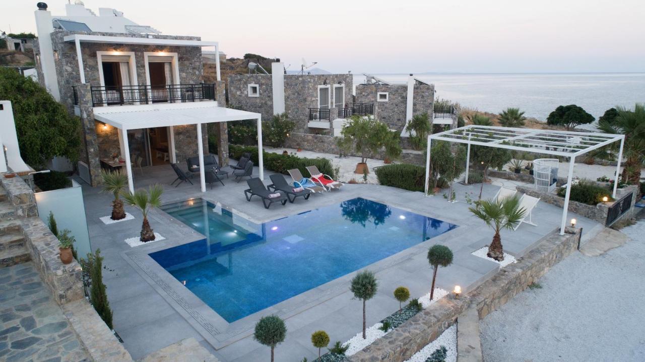 Achlia Beach Villa מראה חיצוני תמונה