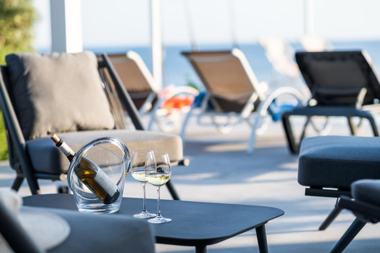 Achlia Beach Villa מראה חיצוני תמונה
